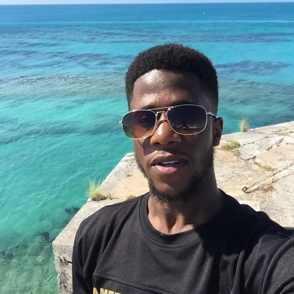 Meet your Posher, Ayodeji